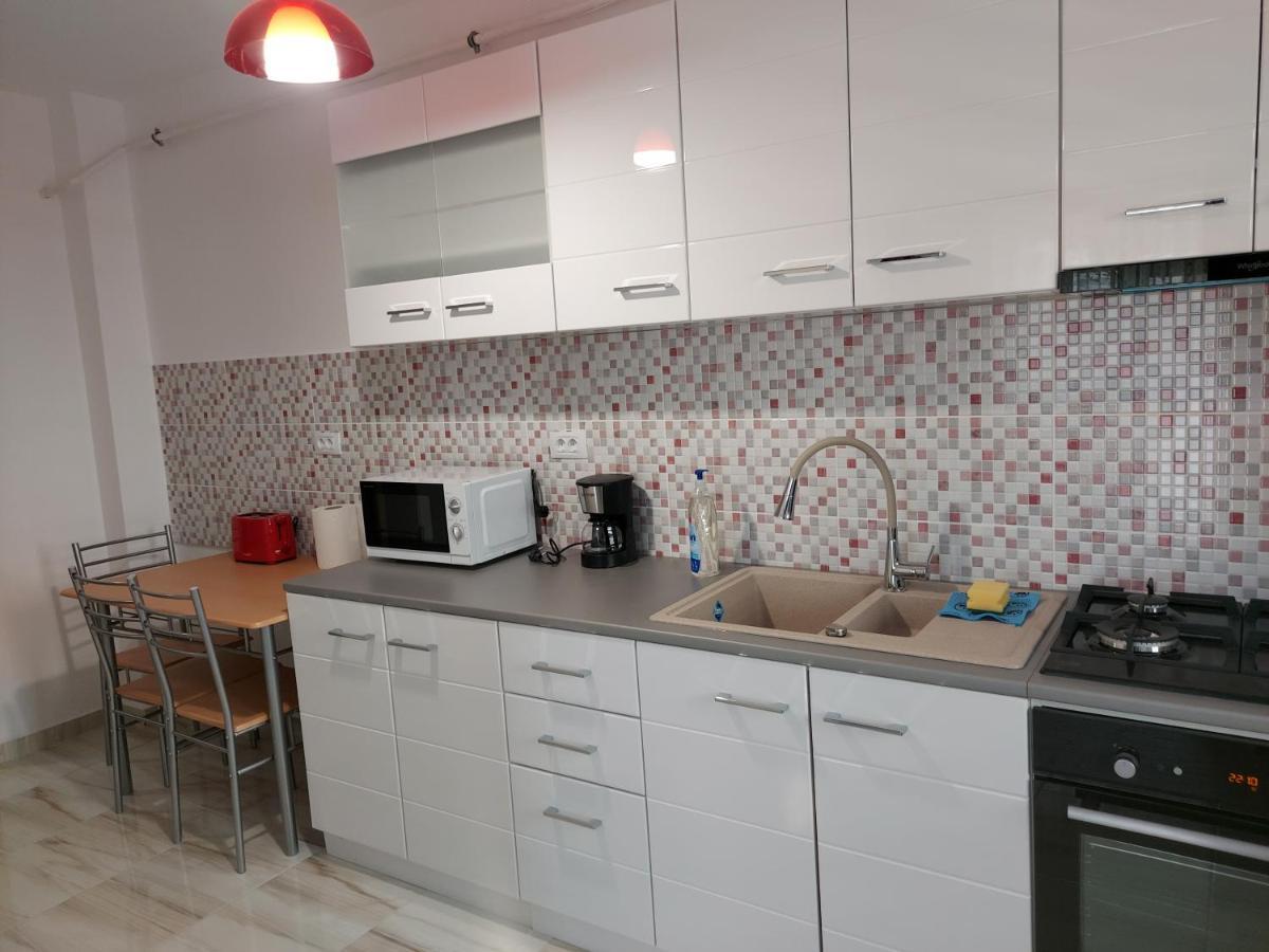 Bya Brown Apartment Valea Lupului  Exterior photo